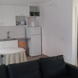 https://pis-carretera-santa-pau.catalonia-hotels.com